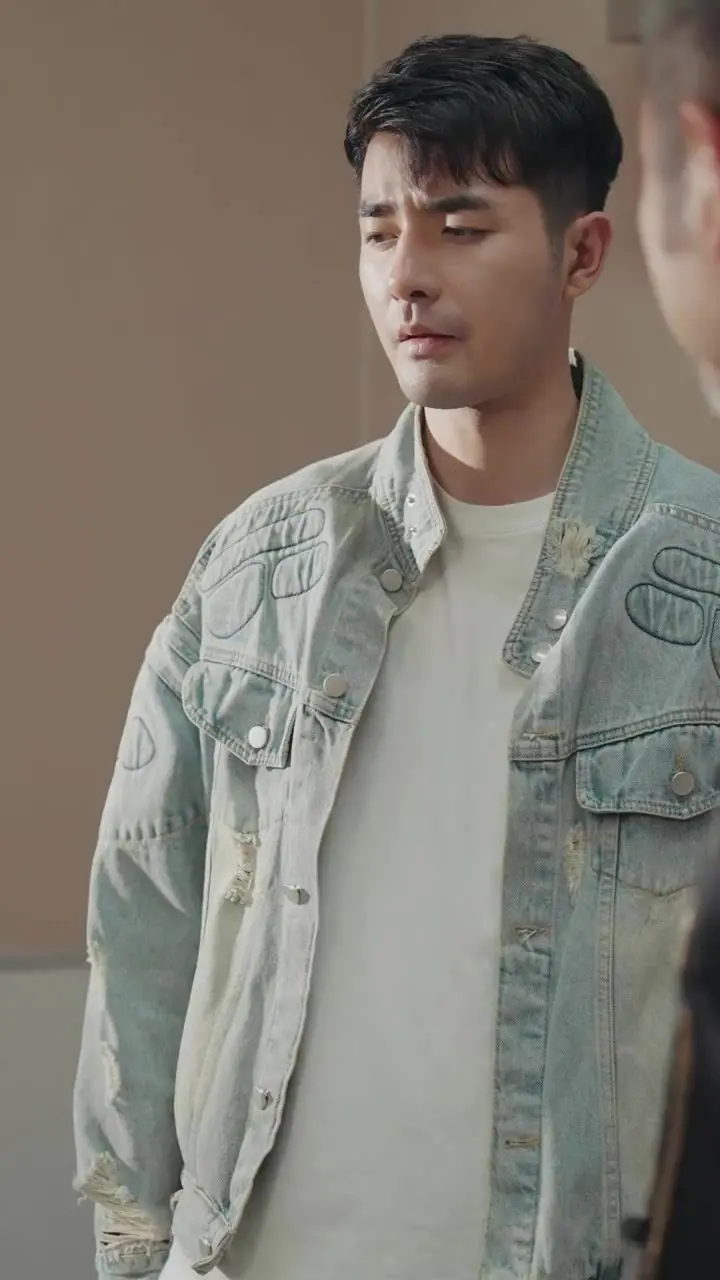 《九转神医》：逆袭从打脸拜金女开始！看神医如何炼成，荒岛求生谱写传奇人生！